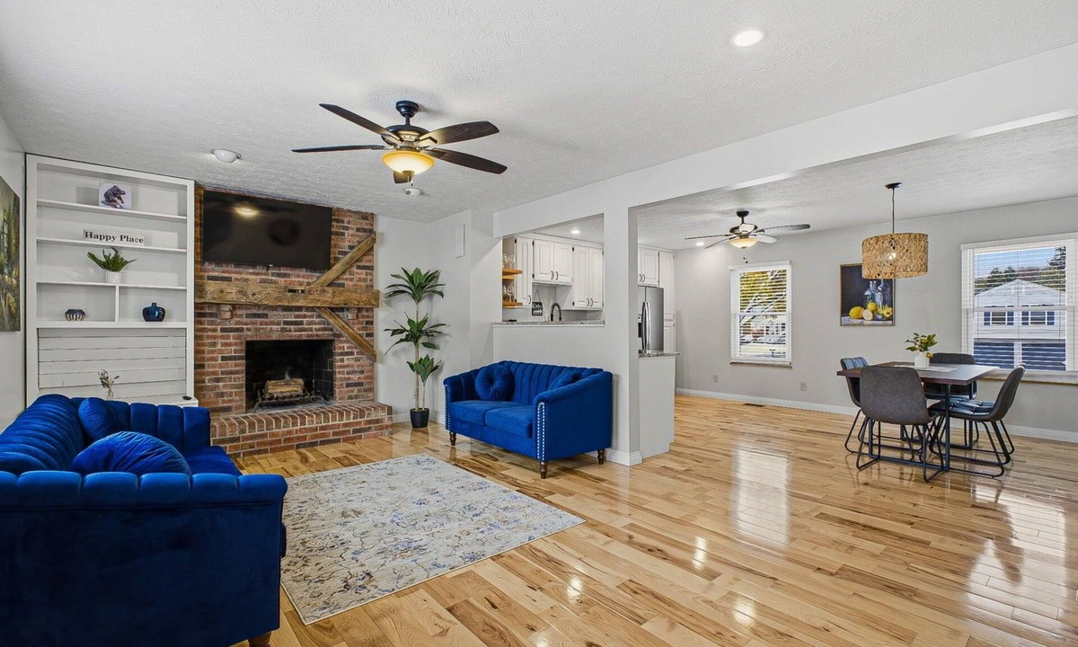 Dublin House | 3BR/2BA Dublin Home with Large yard near Bridgepark