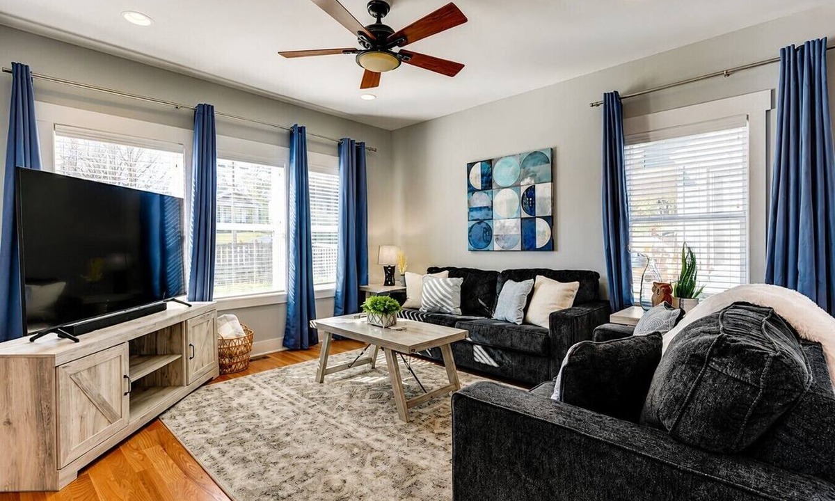 Radnor Apartment | 3br home near Nashville with yard
