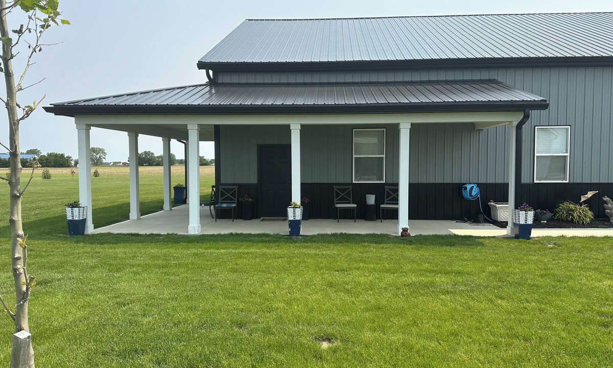 Irwin Apartment | Beautiful Country Setting 1000 Sq. Ft Loft Barn Dominium Apartment all Amenities