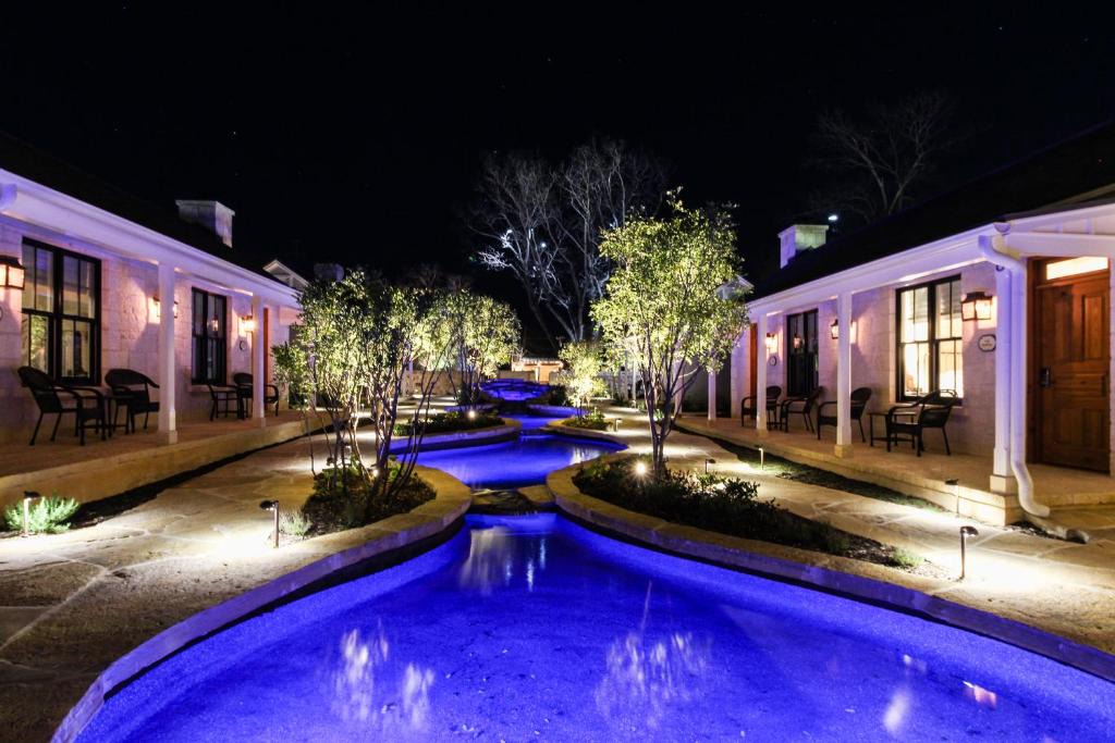 Fredericksburg Apartment | Blacksmith Quarters on Barons Creek