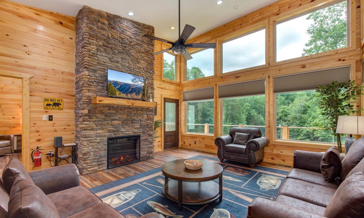 Cosby House | Cardinal Pool Cabin