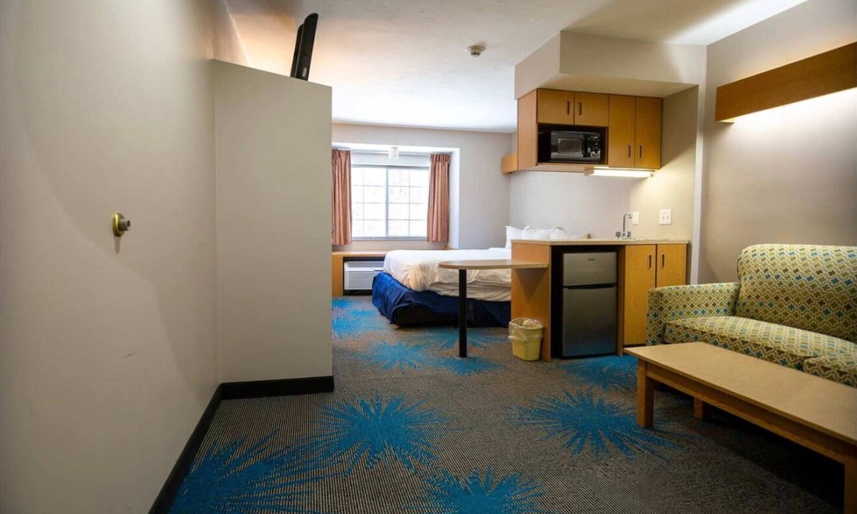 Sturbridge Apartment | Charming 1-bedroom apartment with AC & Breakfast in Sturbridge