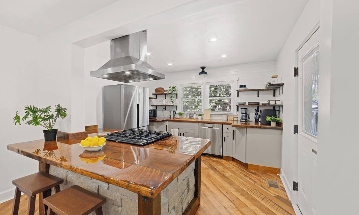 North Druid Hills House | Chef's Kitchen; 2 King Beds with 55" TV's & Bunk Bed, 70" TV in Living Room