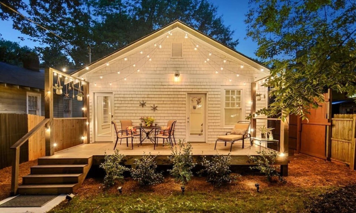 Cabbagetown House | Chic Bungalow & Tiny Home in Hip ATL Neighborhood