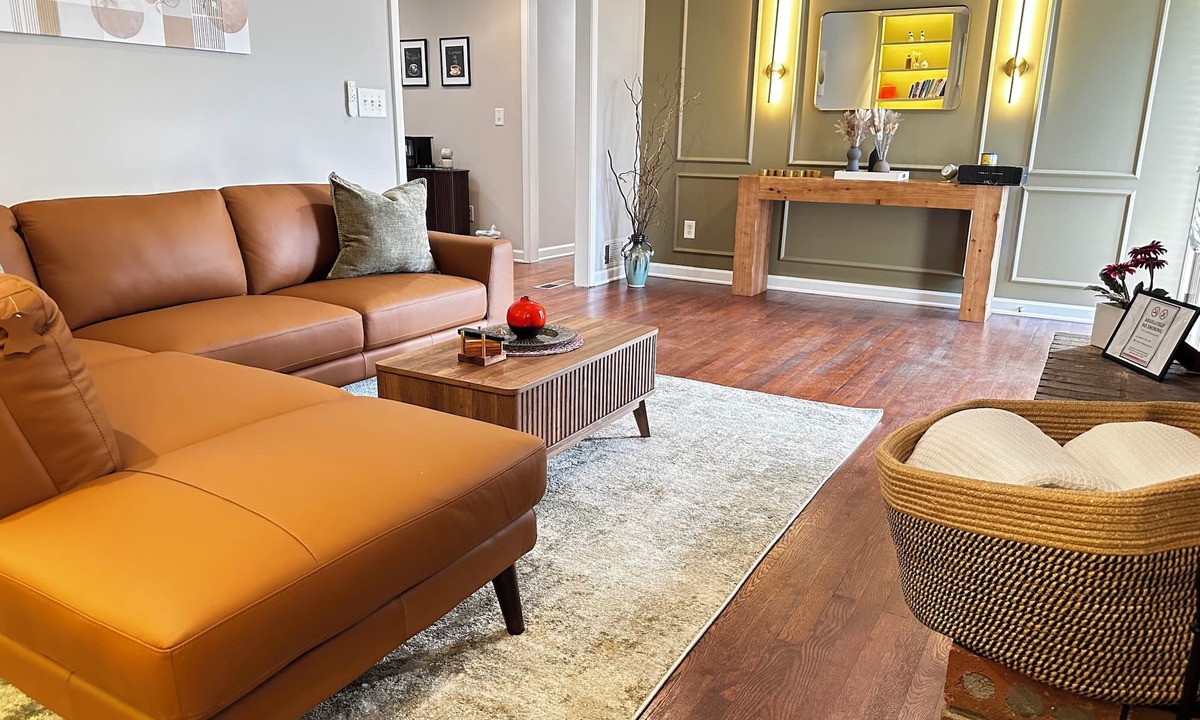 Atlanta House | Chic Digs - Sleeps 6! World Cup HQ! Minutes to Battery/Truist, Benz & Aquarium!