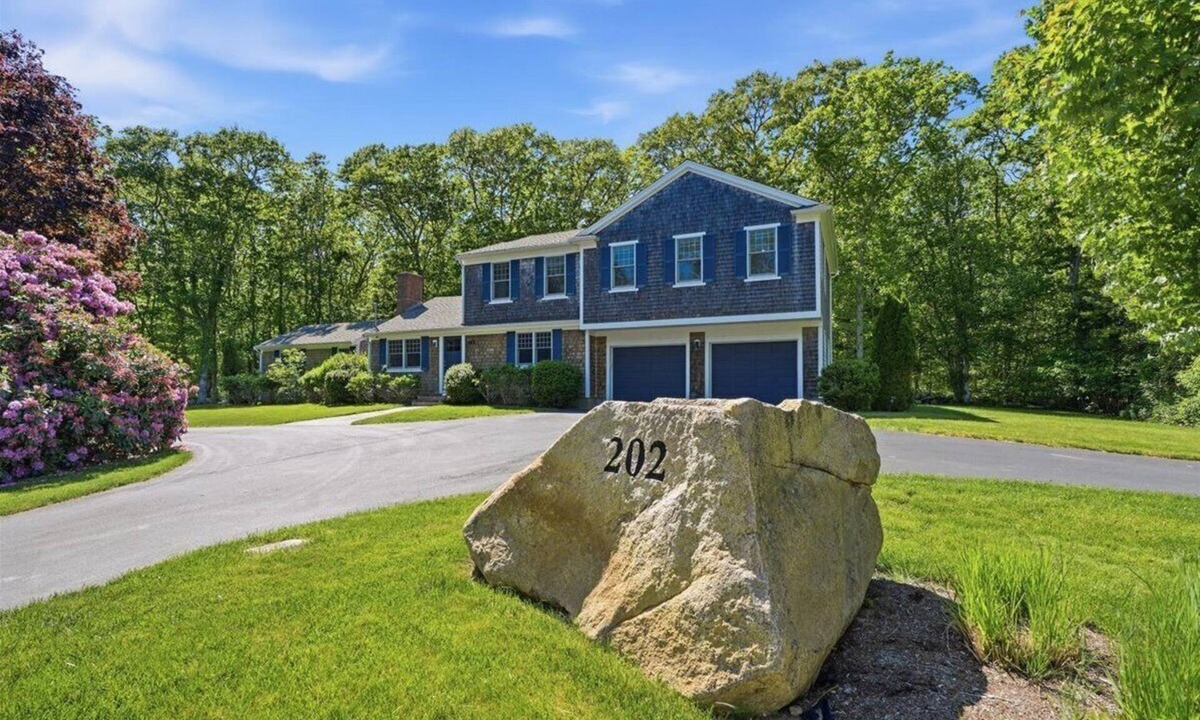 West Falmouth House | Coastal Cape Cod Retreat - Two Private Living Spaces - Steps to Old Silver Beach