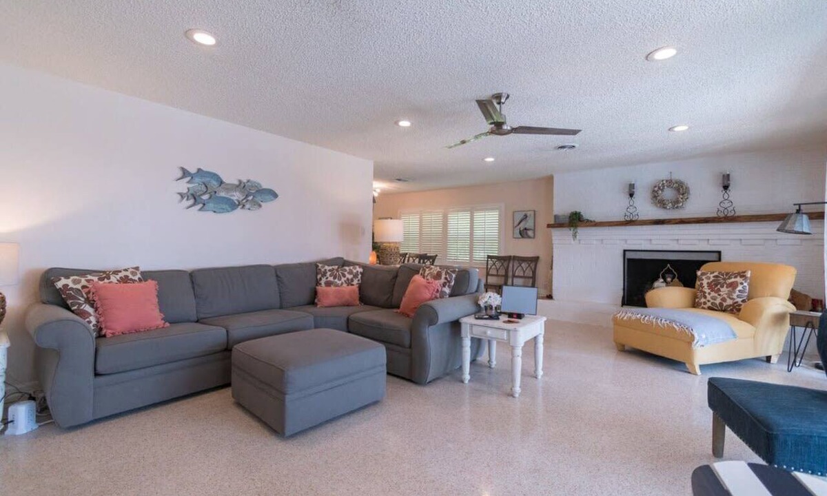 Cocoa Isles House | Cocoa Beach Waterfront Home with Tiki Bar and Pool