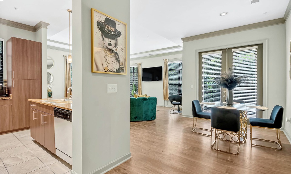 Cumberland Condo | Cozy 2-bedroom condo in serene Atlanta with AC and fitness room