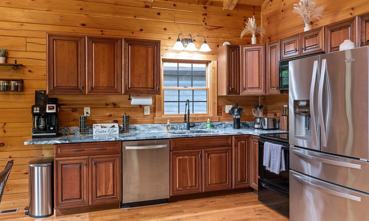 Nelsonville Cabin | Dragonfly Cabin Retreat with Movie Theater, Firepit, and Games - Nature's Escape