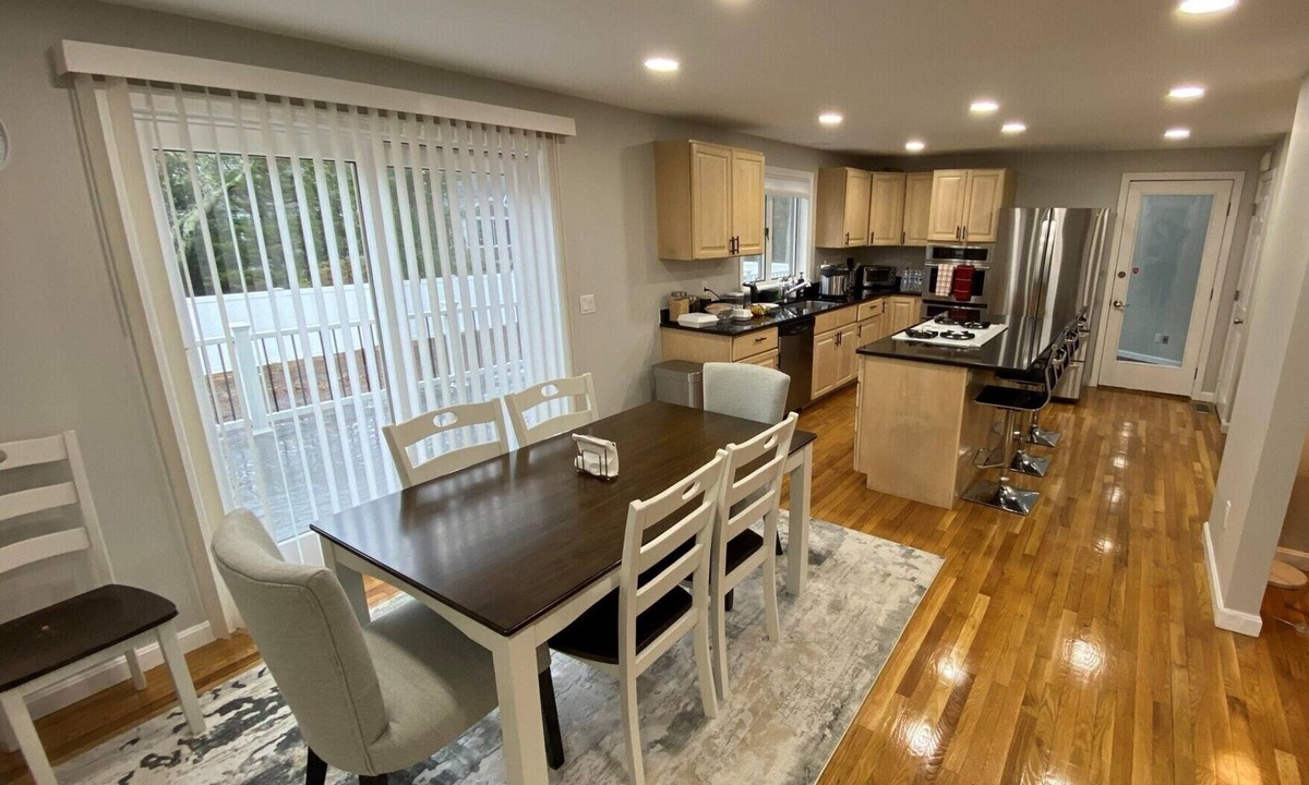 Bass River House | Family Friendly Escape Near 4 Beaches Fully Fenced yard for Dogs Cul-de-Sac