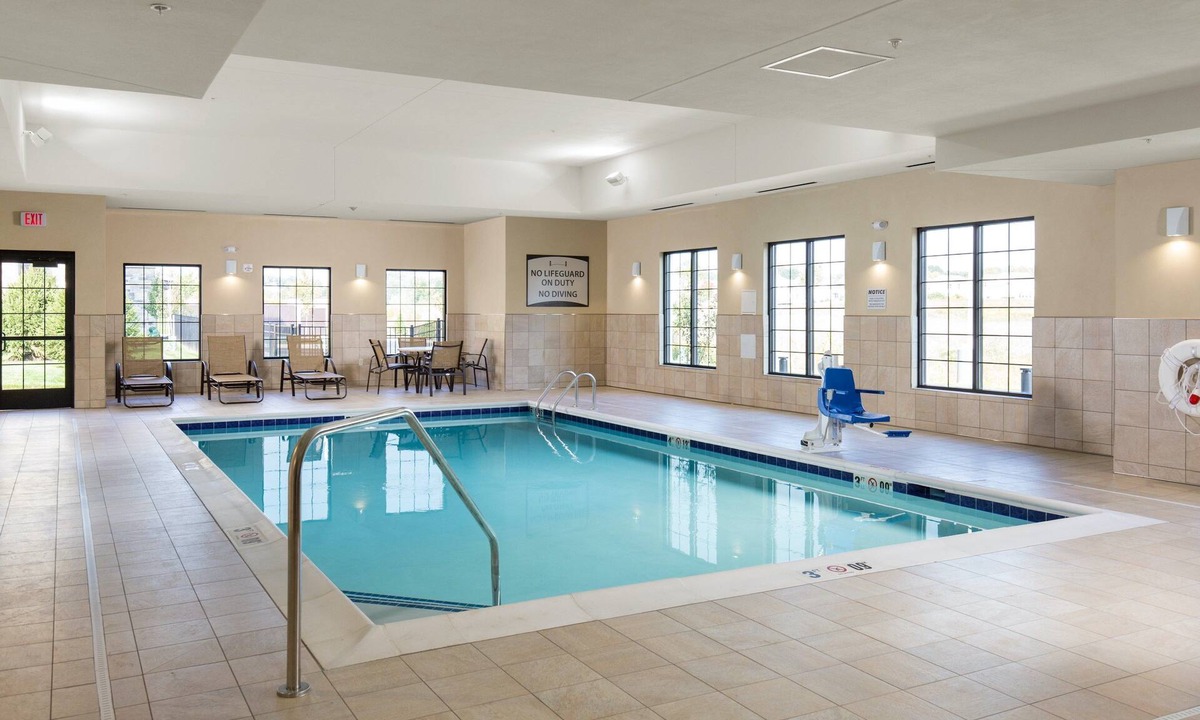 Polaris Apartment | Free Breakfast. Pool. Suite Near Ohio State University