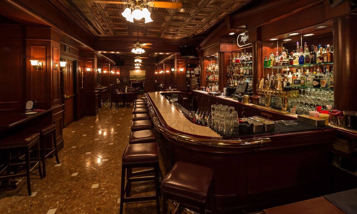Downtown Anchorage Hotel | Hotel Captain Cook