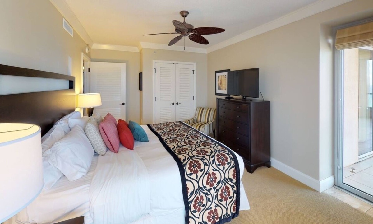 Honokowai Hotel | Island Elegance: Beach Retreat Near Kapalua Airport! Onsite Pool, FREE Parking