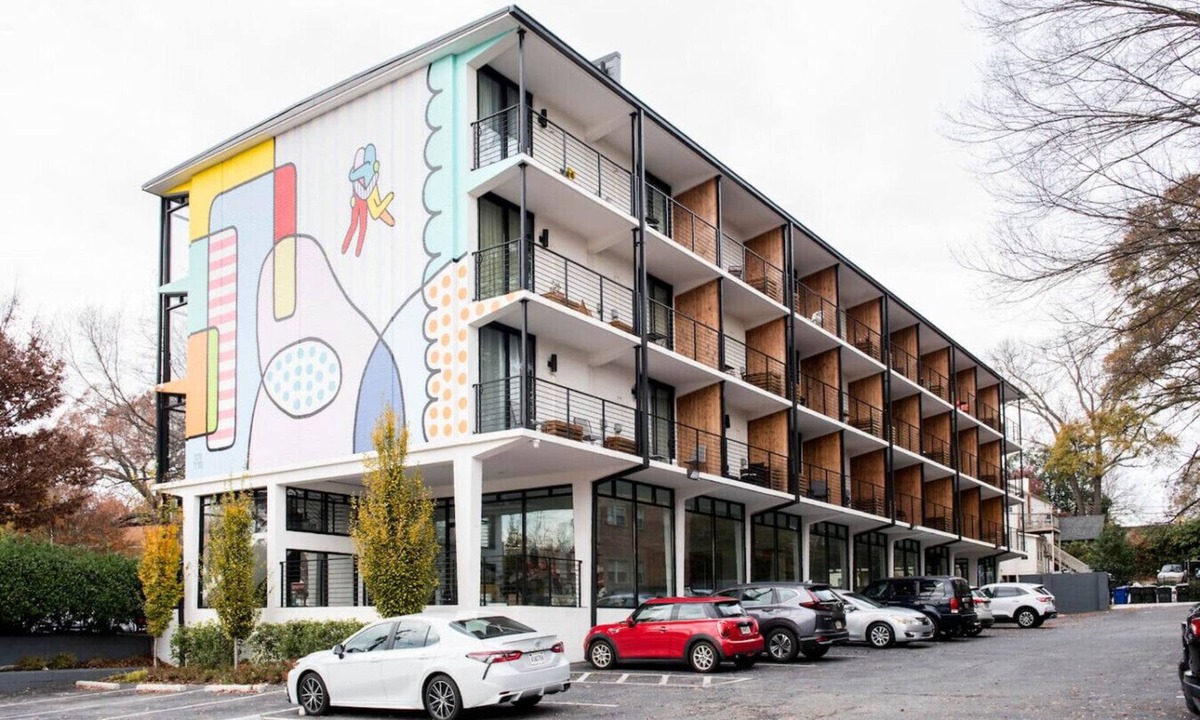 Virginia Highland Apartment | La Penelope – Walk to Ponce City Market + Rooftop