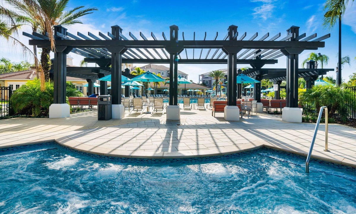 Florida Central Atlantic Coast Villa | Lakefront Luxury