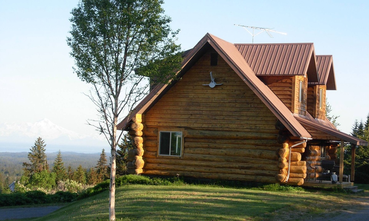 Diamond Ridge House | LOG HOME, panoramic ocean and mountain views, private & convenient
