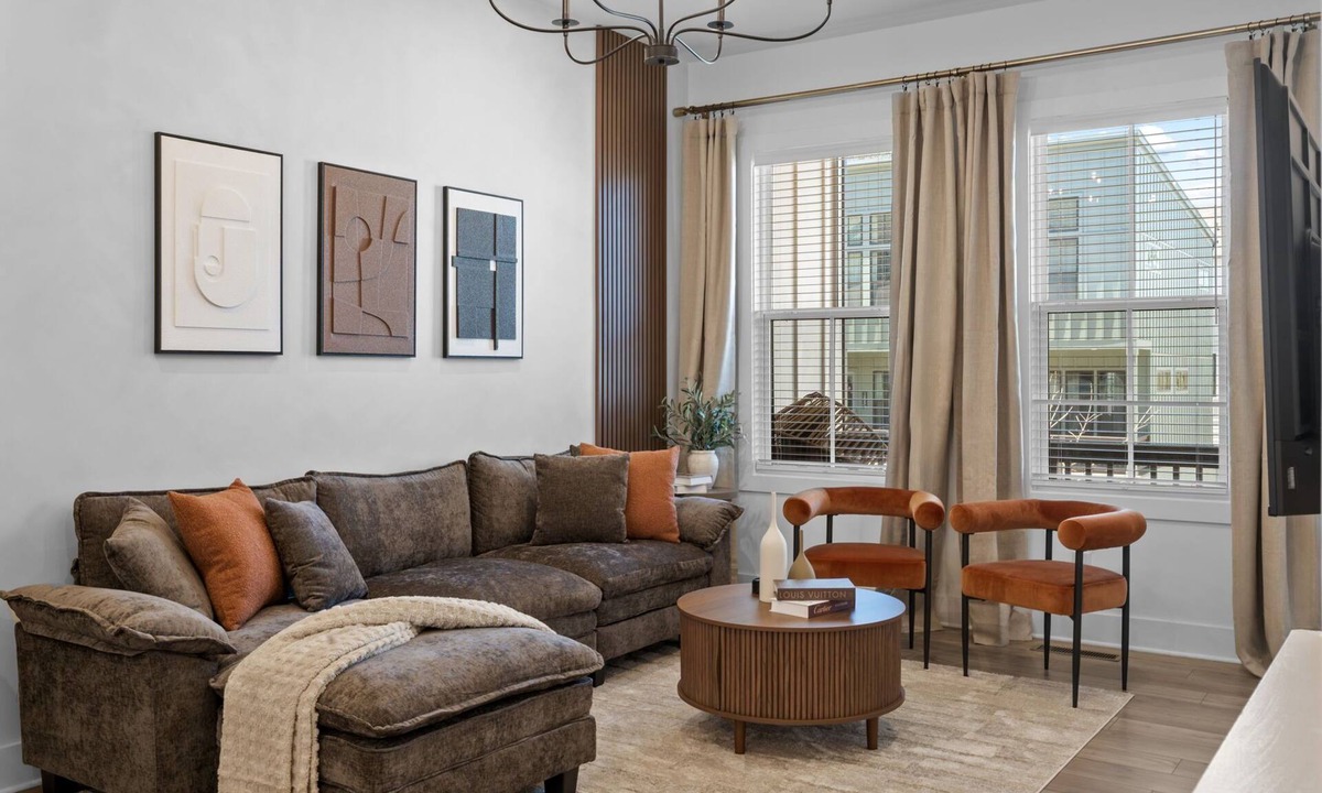 Chosewood Park House | Luxe 3-bedroom Atlanta Townhome with Garage and Balcony
