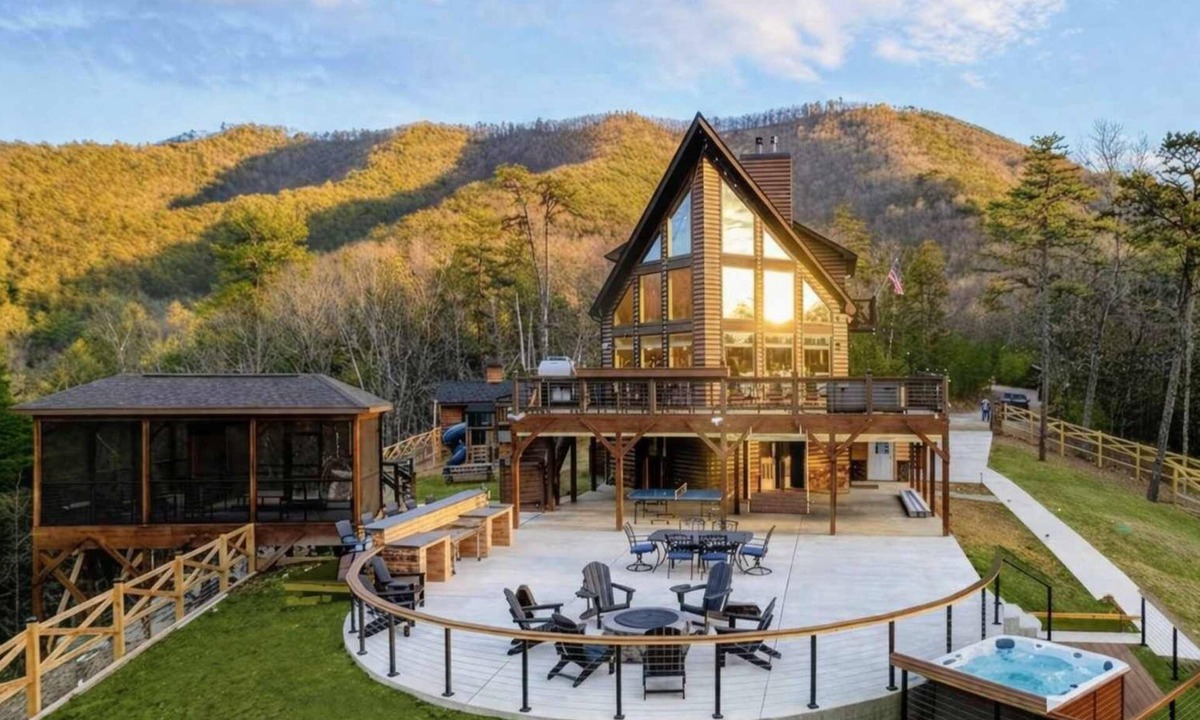 Milam Cabin | Luxury A Frame 5BR Hot Tub & Mountain Views