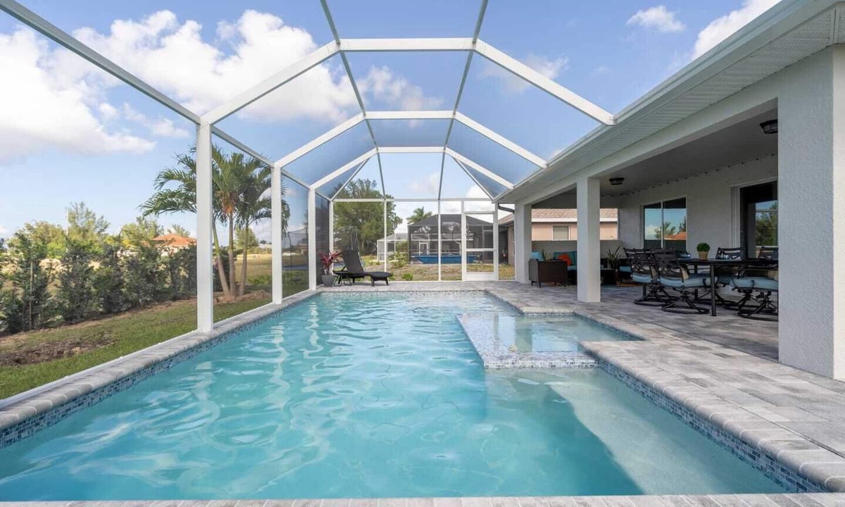 Burnt Store House | Luxury Cape Coral Retreat Pool, Hot Tub, Beautiful Outdoor Oasis & Pet Friendly