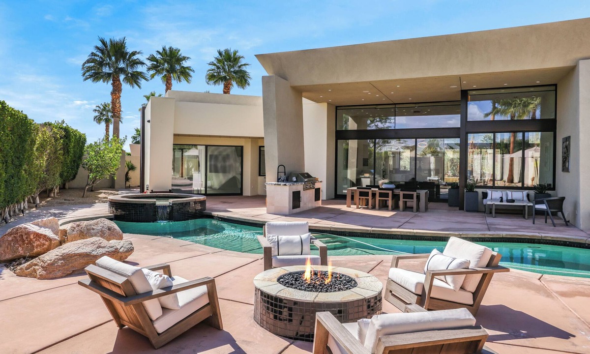 Rancho Mirage House | Luxury Contemporary in Rancho Mirage - Sleeps up to six. Near Cotino & the River