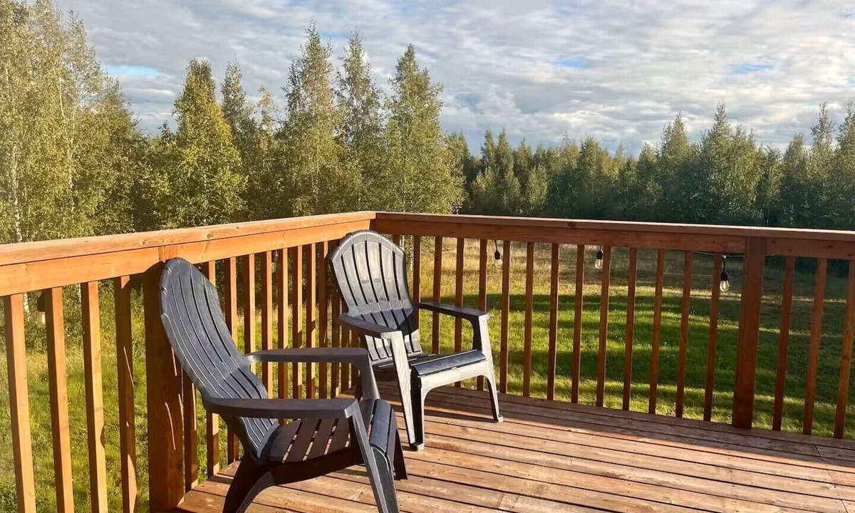 Big Lake House | Marvelous 3-bedroom/2 bath Retreat Near Big Lake AK - Scenic Views & Big Deck