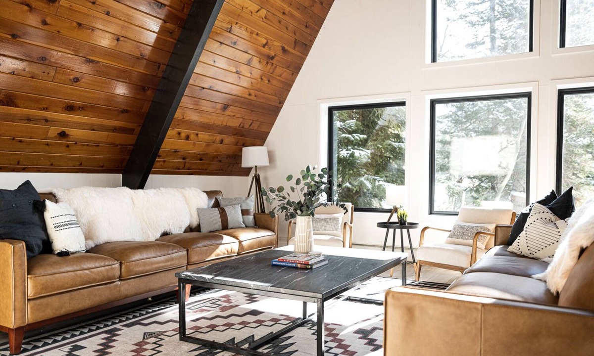 Salt Lake Mountain Resorts Cabin | Massive A-Frame lodge w/hot tub & sauna, sleeps 24, minutes to 2 ski resorts