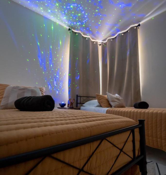Liberty City Apartment | Miami Luxury 5BD Home! Next to Wynwood & Design district