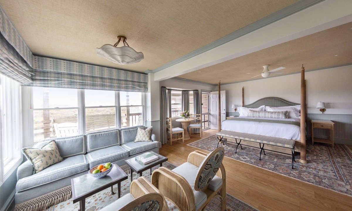 Duck Hotel | Ocean View King Studio + Restaurants & Pool + Spa