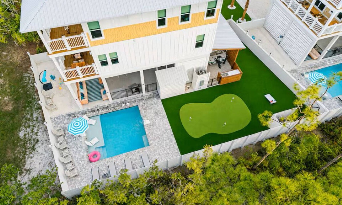 Indian Pass House | Pool, Putting Green, Boat Parking, Giant Sand Pit, Steps to Beach