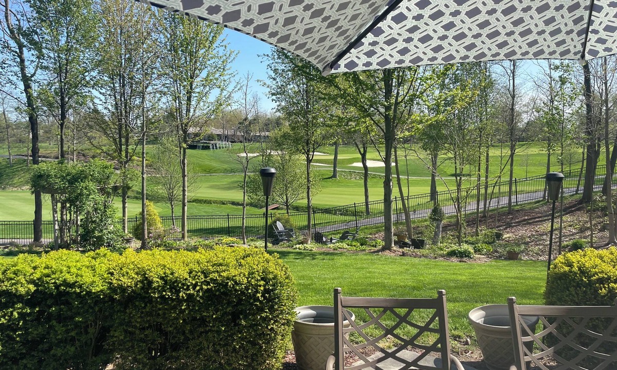 Dublin House | Premier Memorial Tournament Vendor Rental – 11th Hole Oasis walkout plus Bar!