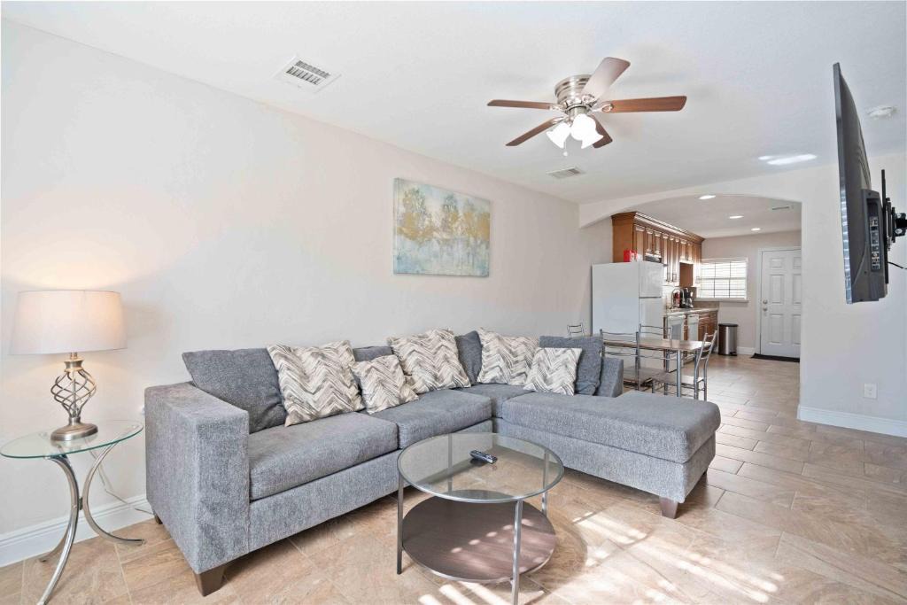 OST - South Union Apartment | Pristine & Exquisitely Designed APT 7 Min From TX Med Center