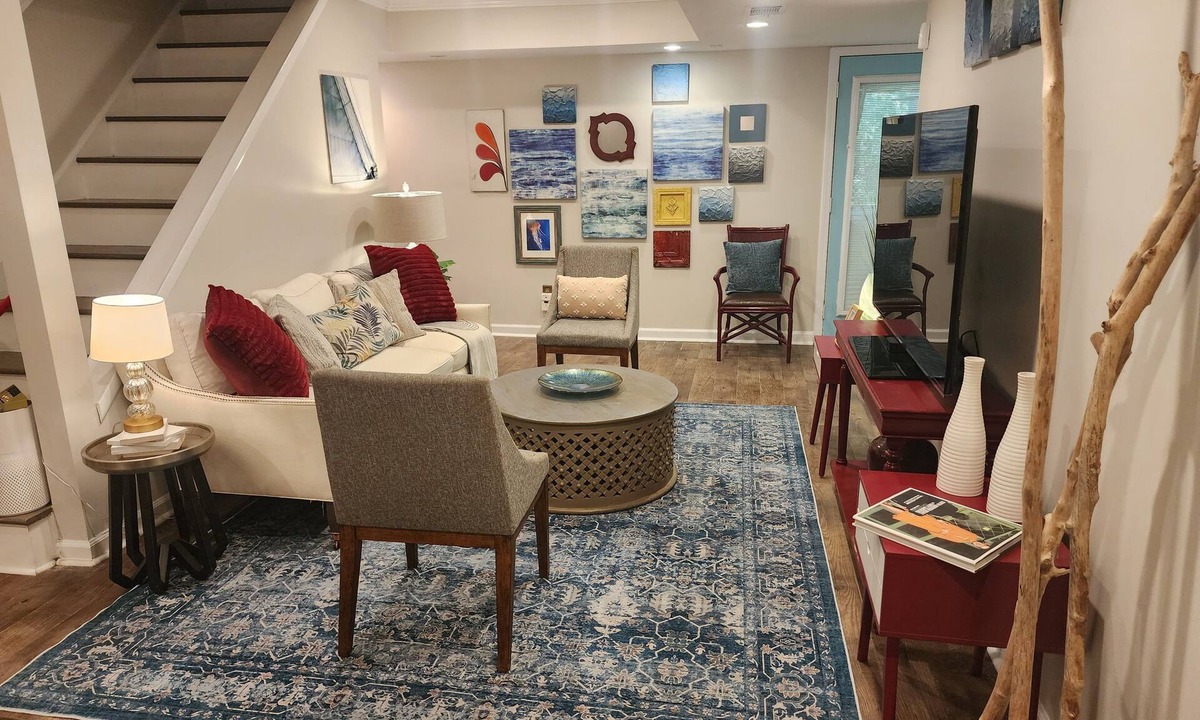 Lavista Park Apartment | Private LaVista Suite 2 BR apartment with AC in awesome Atlanta neighborhood