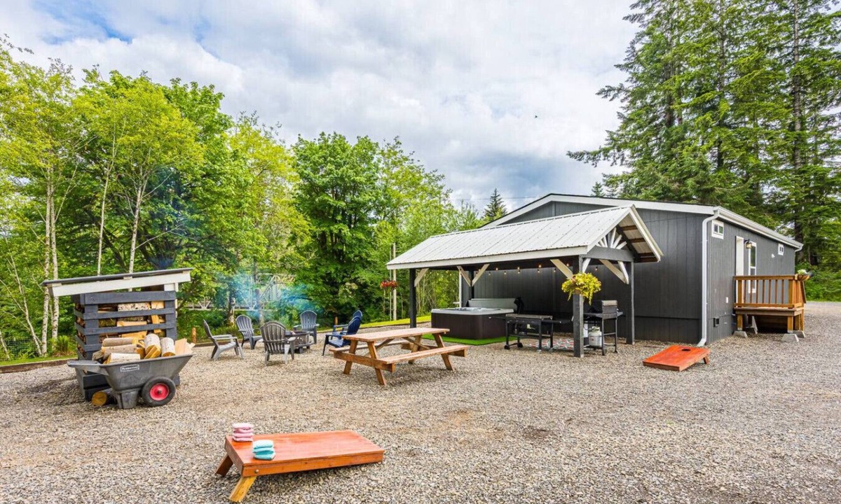 Beaver House | Private Riverfront home w/Hot tub, central to ONP