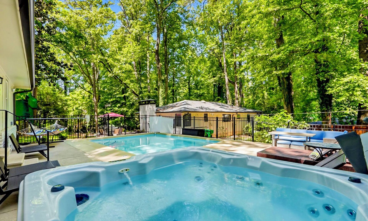 Briarcliff Heights House | Secluded ATL City Retreat with Guest House Pool HotTub BBQ