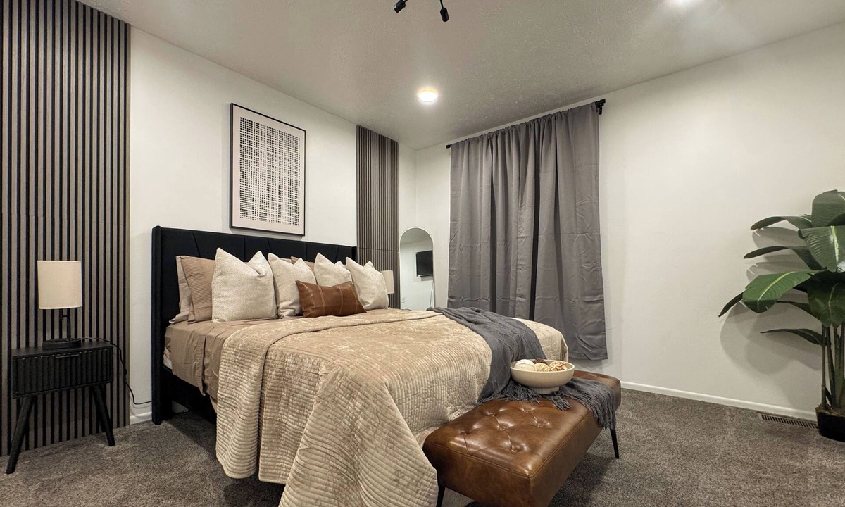 Northern Woods Condo | Spacious 3-bedroom condo Luxury Comfort Near Airport & Polaris