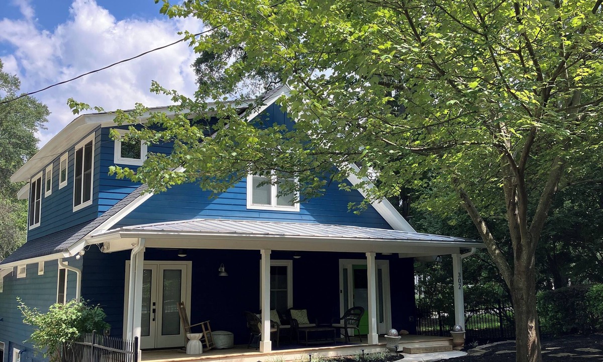 Decatur House | Spacious and fabulous Southern House in Decatur with pool
