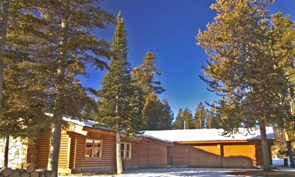West Yellowstone House | Spacious Vacation Home in Gorgeous Location, 5 Min from Park