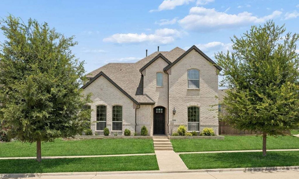 Frisco House | TCH - Spacious 5 bed/3.5 bath in Plano with Yard