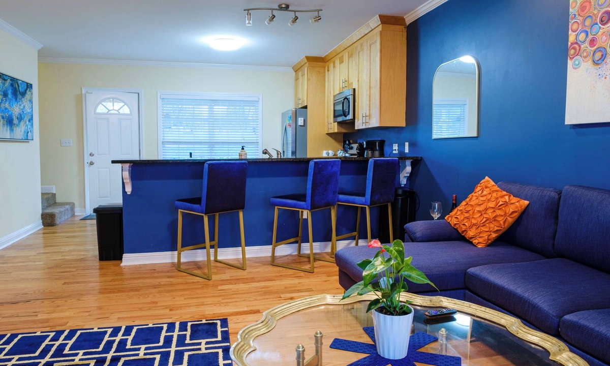 Mechanicsville House | Townhome - best of Atlanta - Walk to the stadiums and easy access to the highway
