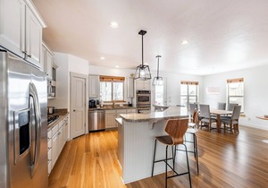Bear Hollow 5601 | Standalone Home | Near Outlets Hot Tub | Pool
