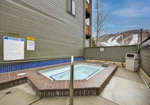 Powder Pointe A-205
