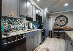 Waters Edge 102N · 1-Mo Winter Min · Gulf Pool