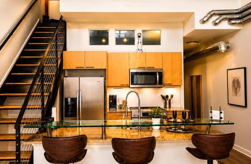 Atlantic Station Area House | 2-bedroom building in Atlanta station with free parking