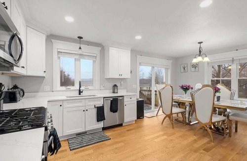 Attleboro House | 2026 FIFA World Cup Stay in a Brand New Luxury Home 15 Min to Gillette Stadium