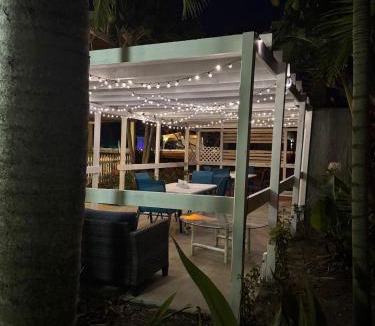 Parsuns To Cocoa Beach House | 2BR 2 BATH Cottage Steps to Beach & Downtown w pool