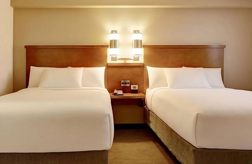 Gwinnett Place Hotel | 3 Pet Friendly Units! with Onsite Pool | Near Pirate’s Cove Adventure Golf