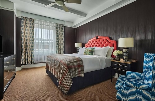Downtown House | 3 x Biltmore Room at Graduate Providence Formerly Providence Biltmore