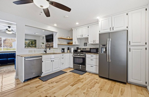 Dublin House | 3BR/2BA Dublin Home with Large yard near Bridgepark