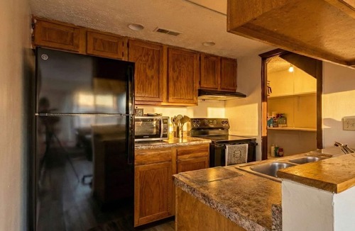 Reynoldsburg House | 3BR Townhouse with Free Parking Near Downtown Ohio