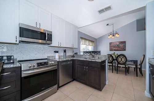 Crystal Cove House | 4BR Lake View Villa, South Pool, Game Room, Seasons Resort